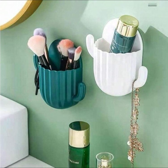 Cactus-Shaped Toothbrush Holder: Fun Bathroom Organizer for hair ties, brushes - Picture 2 of 7